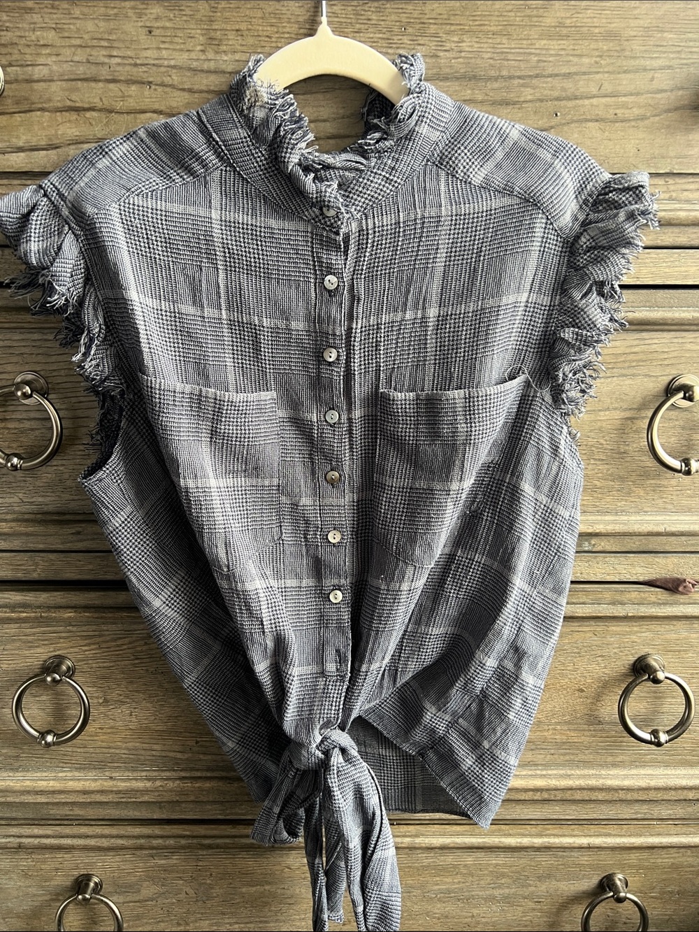 Cinq a Sept Blue/Gray Plaid Tie Front Sleeveless Fringed Ruffle Blouse Top S